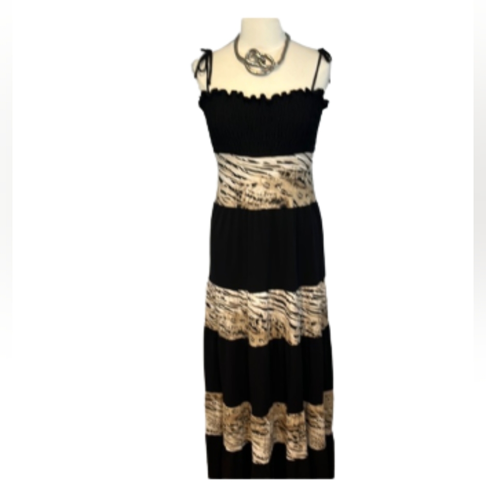 Frank Lyman stretch elastic top dress